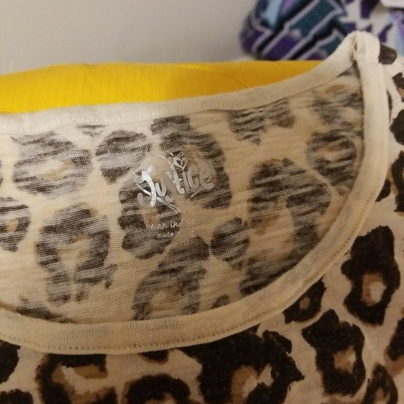 Justice Brand- Set Of 2 Girls Adorable Tops - Picture 6 of 6